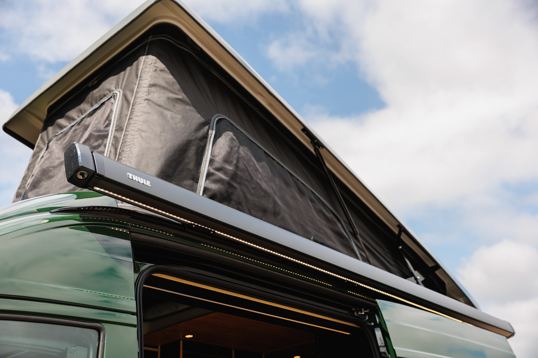 Pop-top & awning